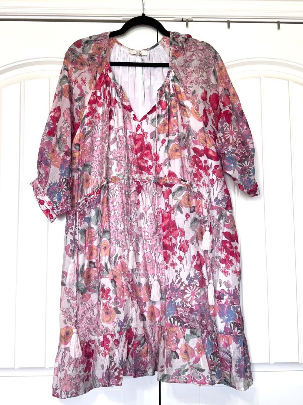 Entro Floral Tassel V-Neck Tunic Dress. Size Large
